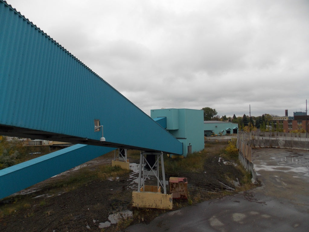 1250 feet of 36 inch enclosed conveyor belt