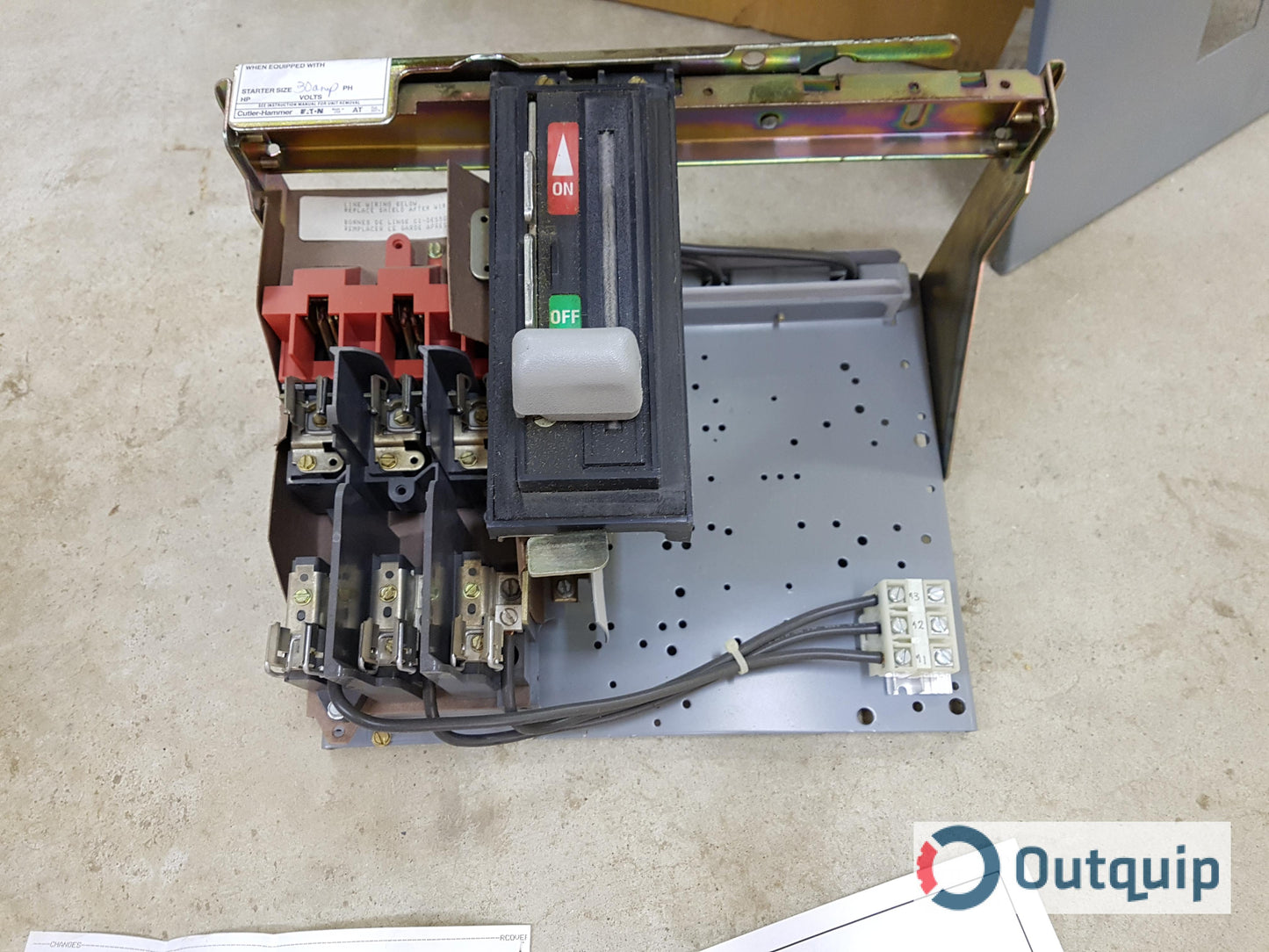 SWITCH,DISCONNECT 30 AMP C/W HRC FORM II CLASS C FUSE CLIPS DOOR & HARDWARE FOR CUTLER-HAMMER