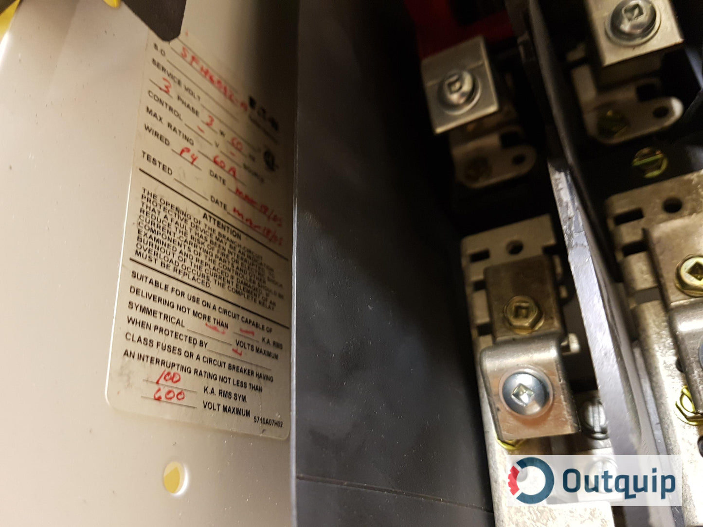 SWITCH,FUSIBLE DISCONNECT 60 AMP CUTLER-HAMMER FREEDOM SERIES 2100 PART #SFH6012-A