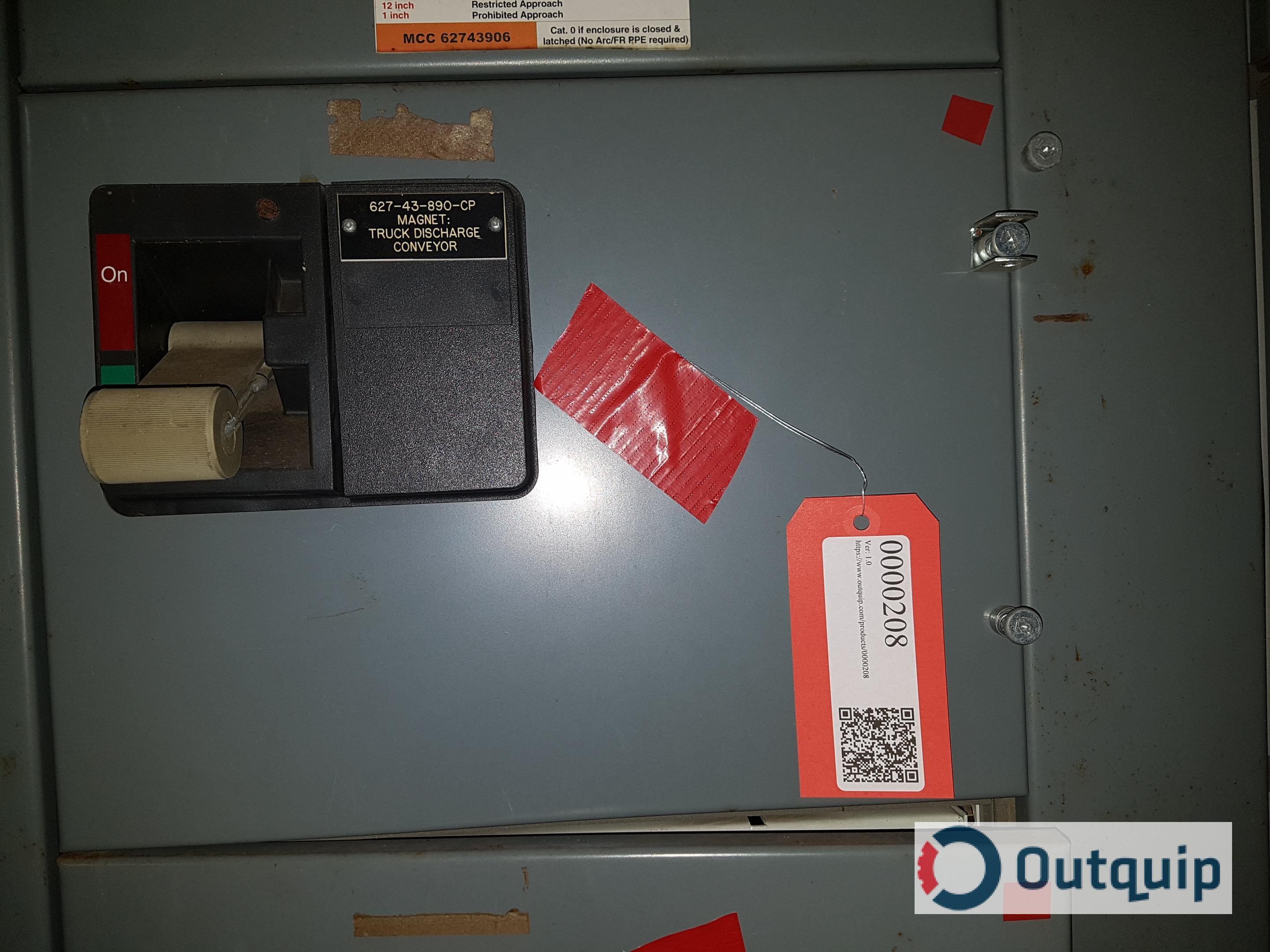 CutlerHammer Disconnect Outquip