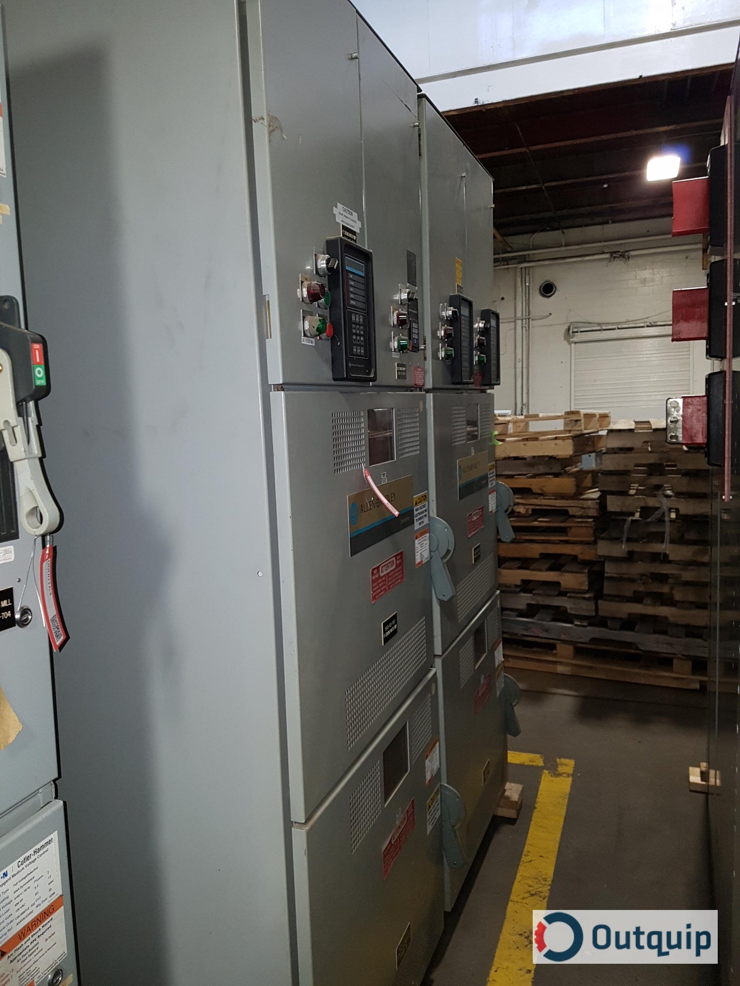 Allen-Bradley Centreline Motor Control Centre
w/ 3 x GE Multilin 269 Plus Motor Management Relay
& 1 x BULLETIN 1406 PROGRAMMABLE MOTOR PROTECTOR