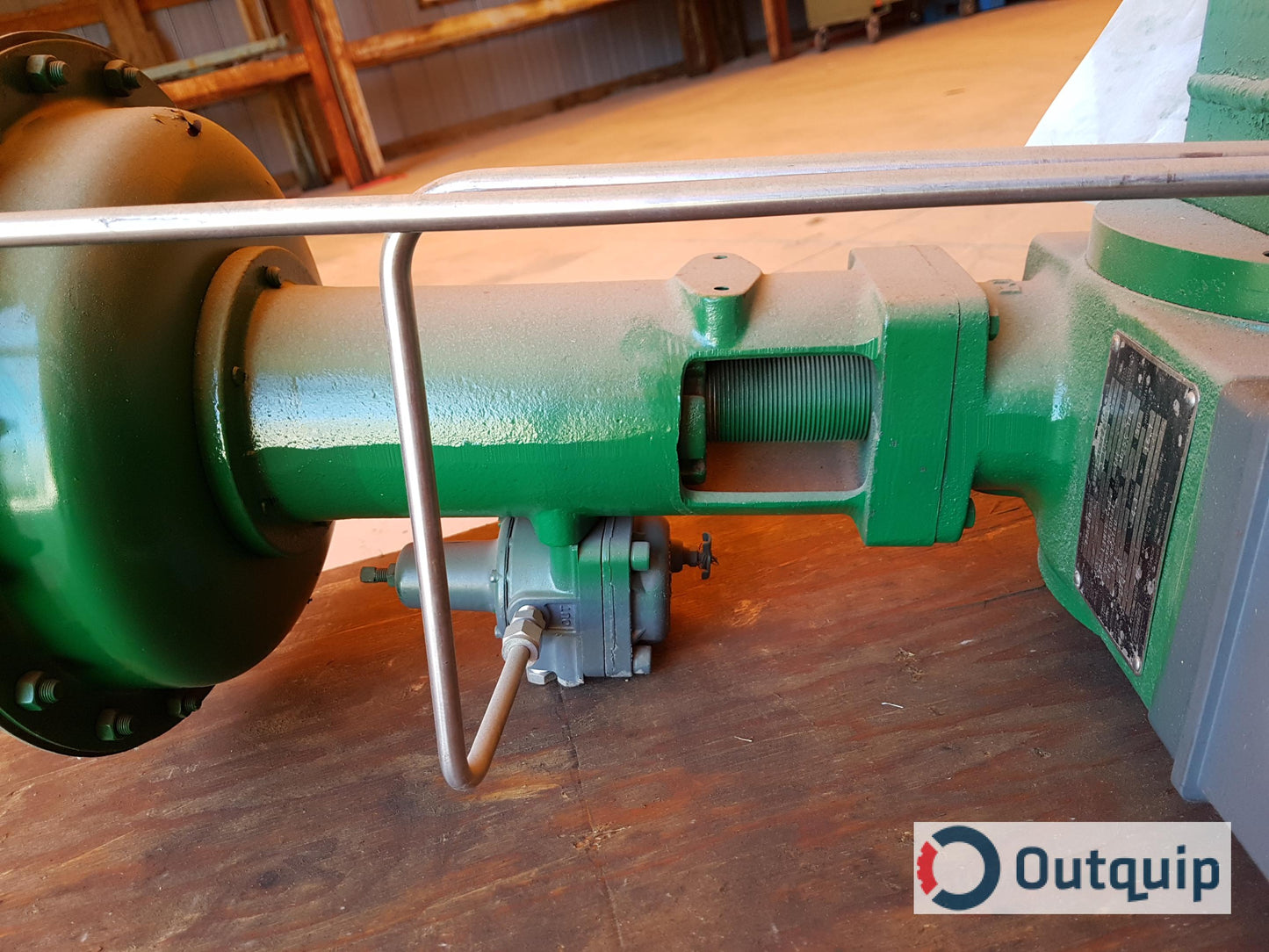 VALVE,BUTTERFLY 3" FISHER AMRI ACRIS IW-31K/S9 TEFLON LINED C/W SIZE 40 1052 ACTUATOR &