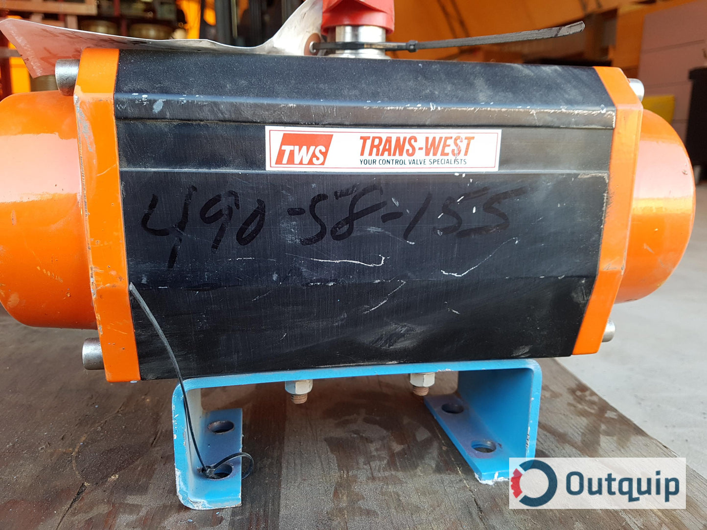 ??? VALVE,PLUG 2" MODEL #G411,7" FACE TO FACE FLANGED END CONNECTION 150# PRESSURE DURCO