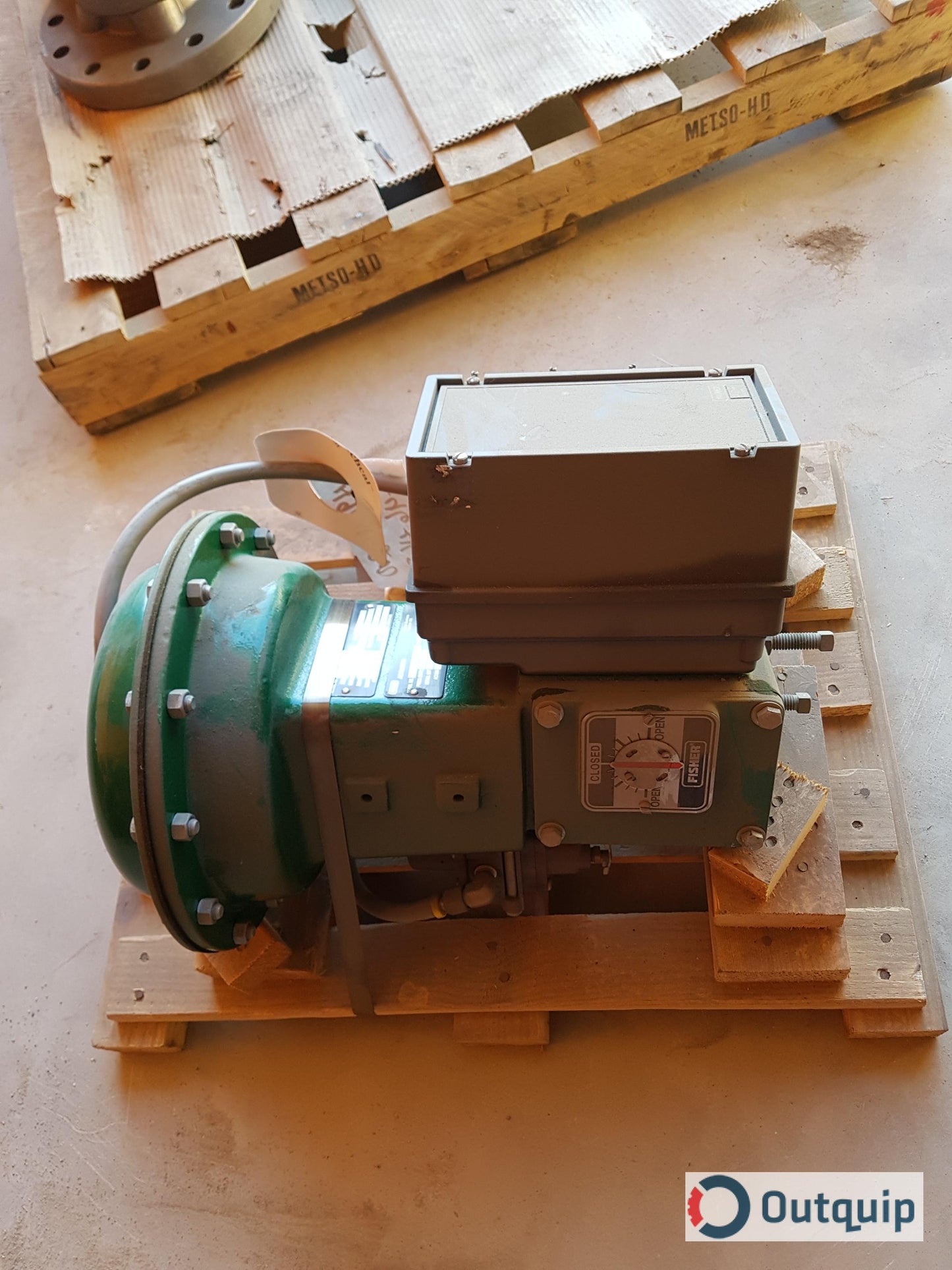 VALVE,BUTTERFLY 2" FISHER TYPE 9500 CS BODY TFE LINED 317SS DISC & SHAFT 150# FLANGE C/W