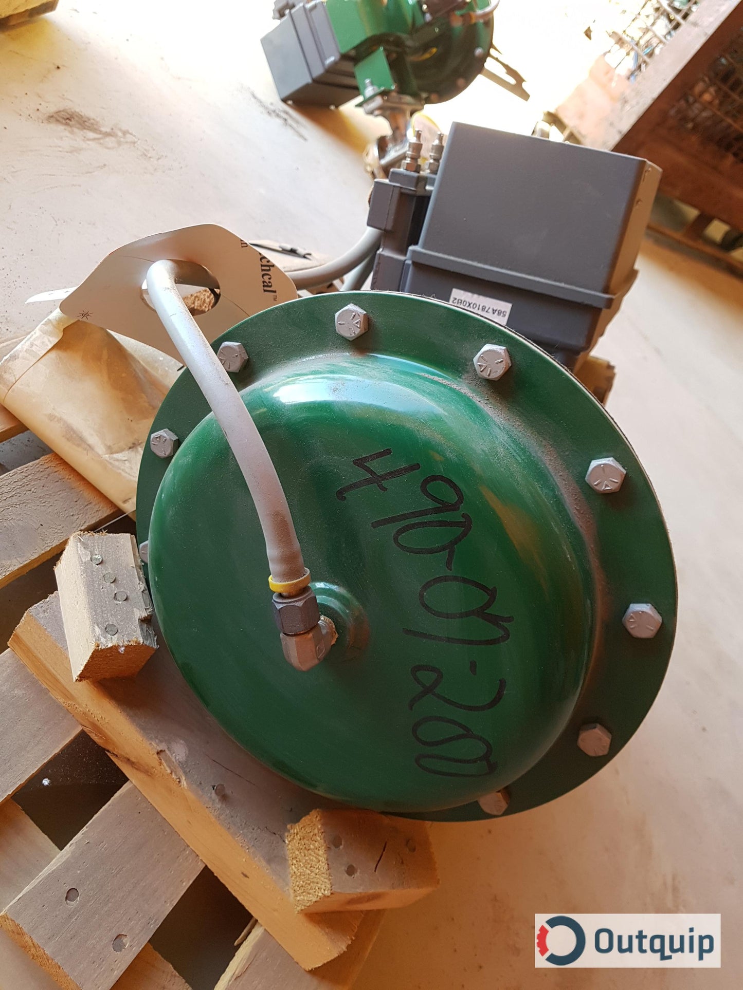 VALVE,BUTTERFLY 2" FISHER TYPE 9500 CS BODY TFE LINED 317SS DISC & SHAFT 150# FLANGE C/W