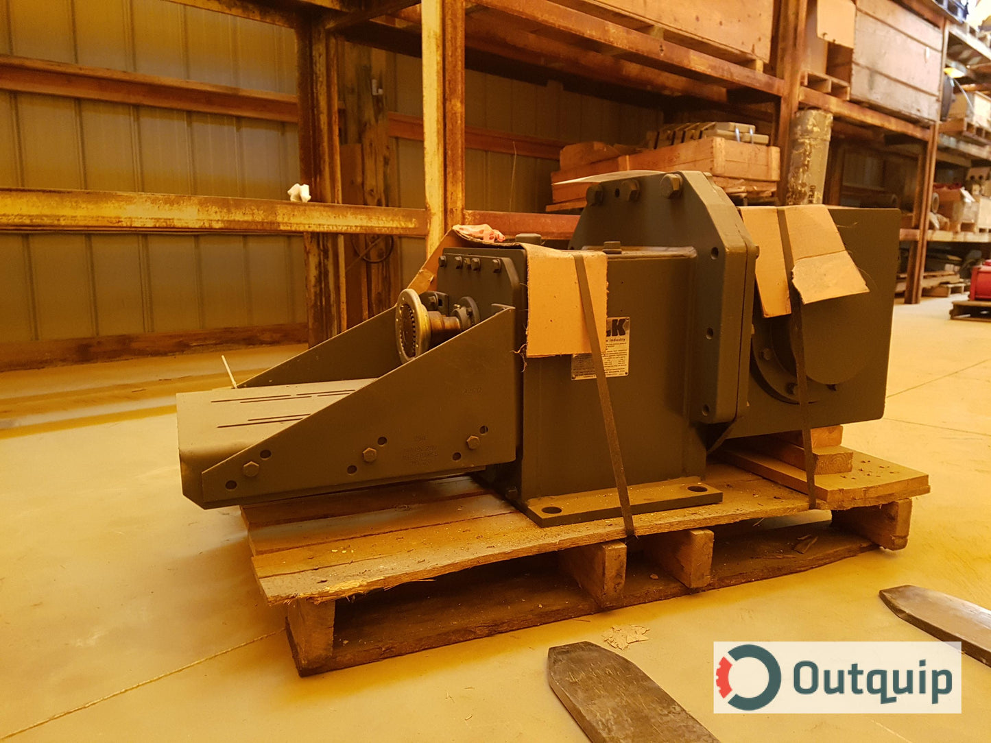Falk - Enclosed Gear Drive
Model: 1070FZB4A Ratio: 197.0