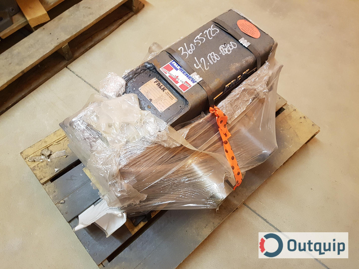 Falk Enclosed Gear Drive Model: 2050Y1-B R11-20 Ratio: 5.267