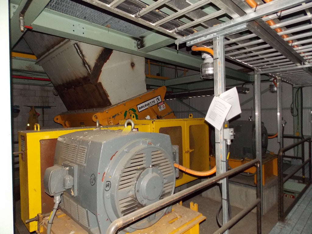 Grizzly Hog Wood Grinder Model 4872R
