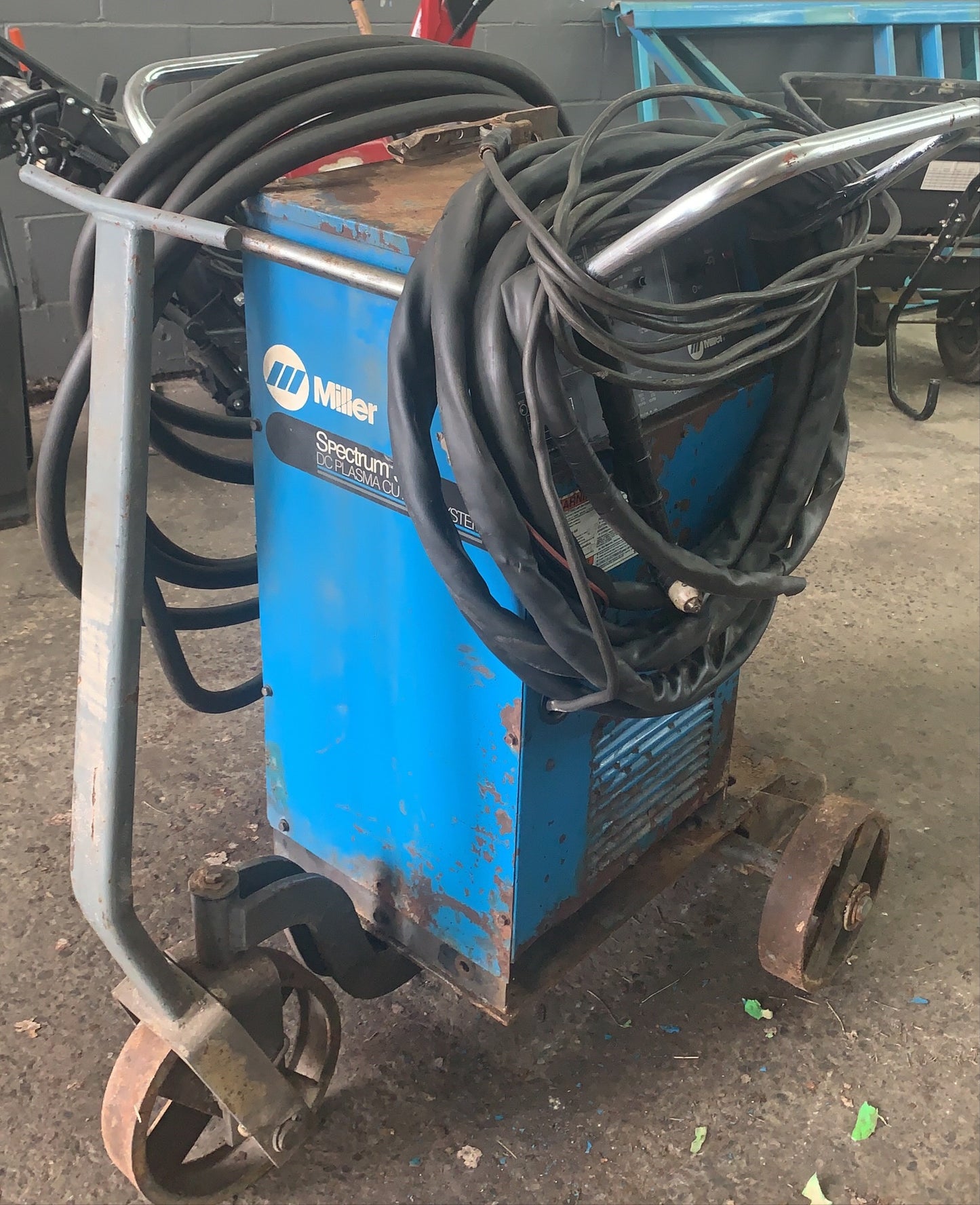 Miller spectrum 500 Dc plasma cutting system