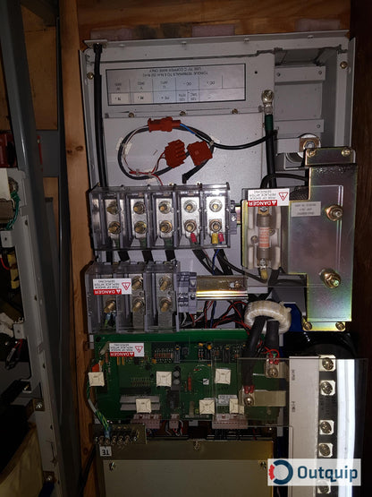 Allen-Bradley
CAT: 1336T-W125-AN-GT0  SER B
700V 300A