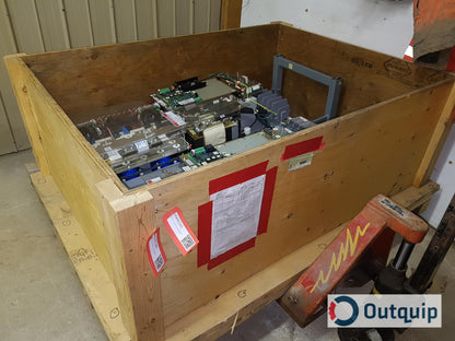 Allen-Bradley
CAT: 1336T-C200-AN-GT0
700V 600A